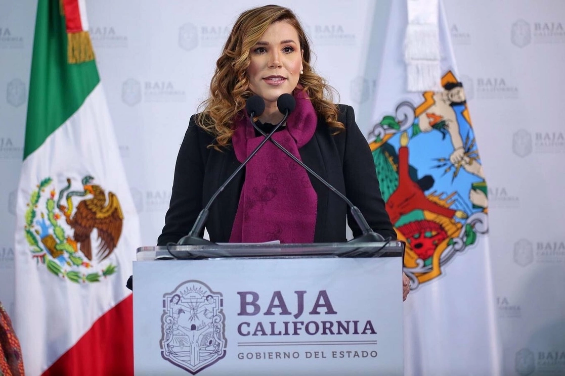 De acuerdo con la denuncia, la gobernadora de Baja California fue criticada por el diputado Marco Antonio Blázquez. Foto @MarinadelPilar