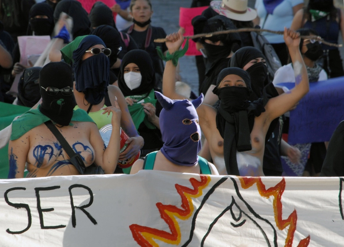Mujeres que participaron en la marcha del pasado 8 de marzo en Zacatecas. Foto Alfredo Valadez