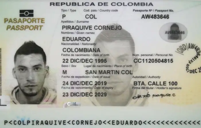 Familiares de los dos ciudadanos colombianos denunciaron que les fueron retenidos sus documentos migratorios. Foto La Jornada