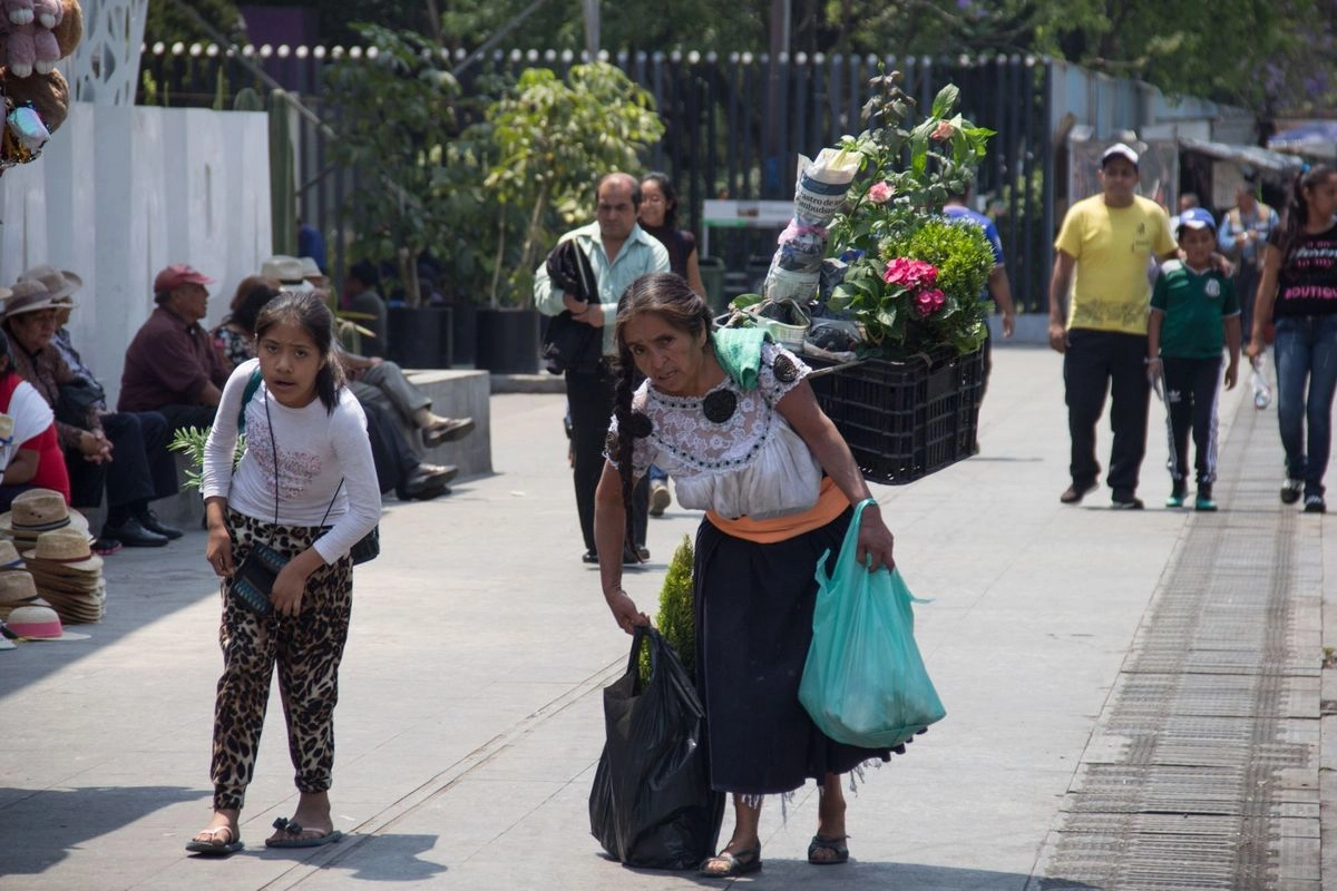 Profundas inequidades afectan a las mujeres y niñas de pueblos originarios; se trata de la discriminación que no se ha superado en el país. Foto