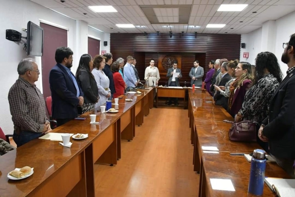 Jáuregui Muñoz tomó protesta como alcalde por MC, apenas el 15 de septiembre, del municipio zacatecano de Apulco, limítrofe con Jalisco, zona de disputa entre los cárteles antagónicos del crimen organizado: el Cártel de Sinaloa y el Cártel Jalisco Nueva Generación. Foto @legislaturaZac 