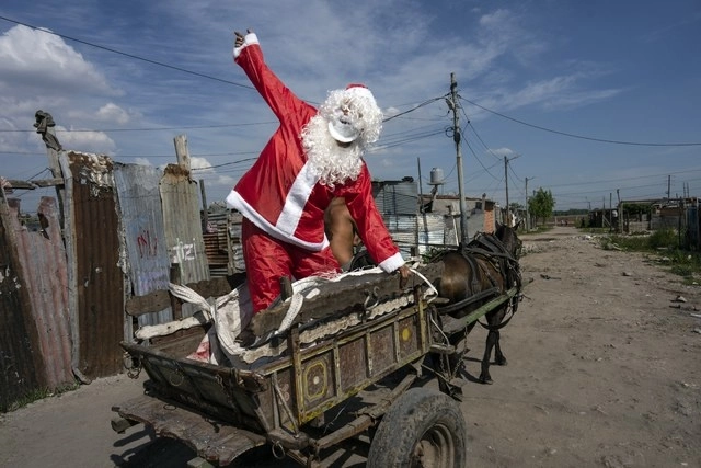 Argentina pasó la nochebuena más triste en los años recientes ante la crisis económica que azota el país. Foto Ap