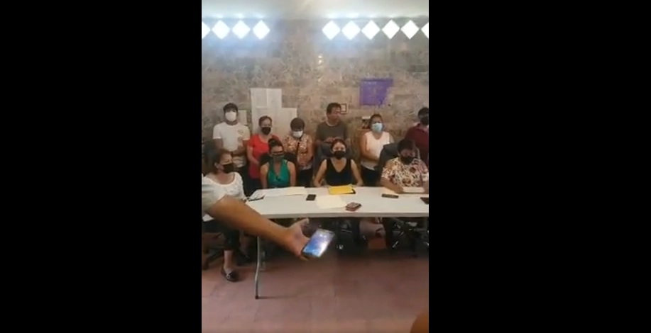 Captura de pantalla de una conferencia de prensa del colectivo el 16 de abril, para apoyar a la familia de José Irwin Estrada Cárdenas. Foto https://www.facebook.com/Colectivo-Familias-Desaparecidos-Orizaba-Cordoba-218804322025217