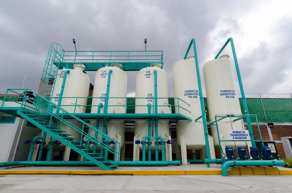 Tanques de almacenamiento y la red de distribución del Servicio de Aguas de la Ciudad de México. Foto tomada del sitio https://www.sacmex.cdmx.gob.mx / Archivo