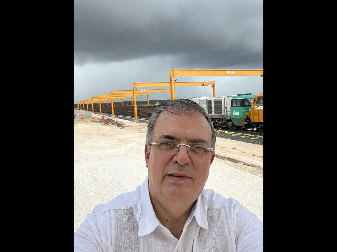 El canciller Marcelo Ebrard calificó de “sumamente exitosa y muy cordial” la reunión con la delegación cubana. Foto tomada de su cuenta de Twitter 




