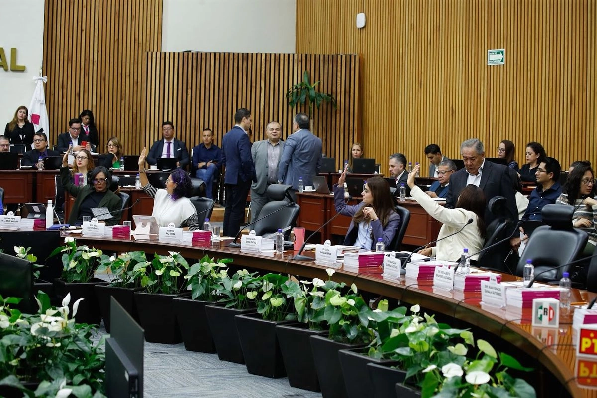 Consejeras electorales durante la sesión extraordinaria del INE, de este jueves 21 de agosto de 2025. 