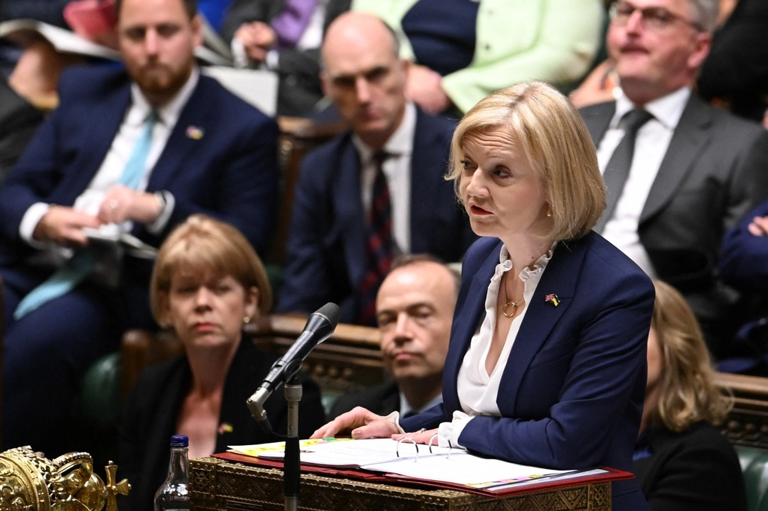 La primera ministra británica, Liz Truss, dijo que enfrentará la “muy seria crisis” energética del país mientras se recortan impuestos, el 7 de septiembre de 2022. Foto del Parlamento británico vía Afp