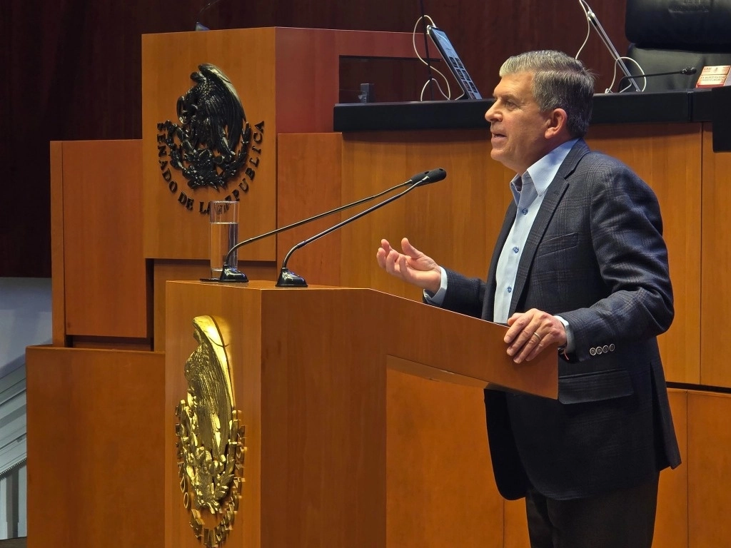 En un video, el guanajuatense dijo que no hay fundamento alguno para los rumores sobre su posible salida. Foto @SheffieldGto 