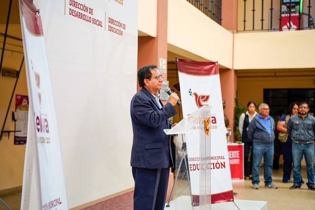 “Por lo tanto, nosotros, hasta que entre el nuevo fiscal, haremos todo lo conducente con ellos”, adelantó. El 31 de diciembre es el último día de Carlos Zamarripa Aguirre al frente de la FGE. Foto Facebook Juan Miguel Ramirez Sánchez 