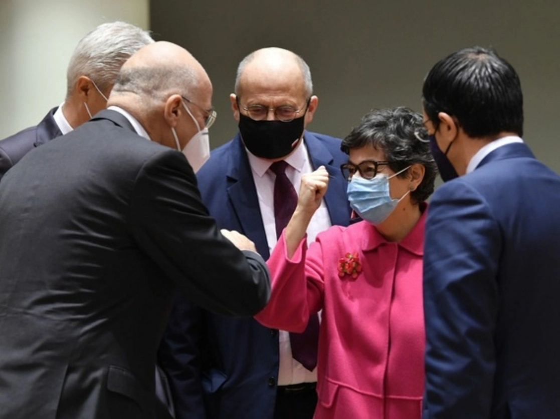 Los cancilleres de la Unión Europea se reunieron en Bruselas este lunes para discutir, entre otras cosas, las elecciones en Venezuela de ayer. Foto Ap