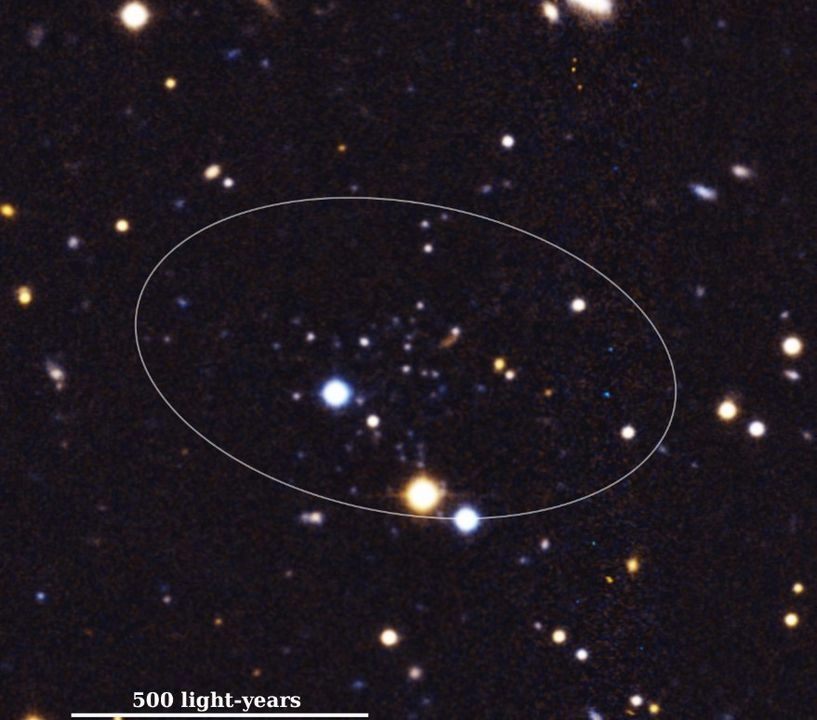 Investigadores dirigidos por astrónomos de la Universidad de Michigan descubrieron la galaxia más pequeña y más tenue hasta la fecha que orbita el sistema de Andrómeda, el vecino galáctico más cercano a la Vía Láctea. 
