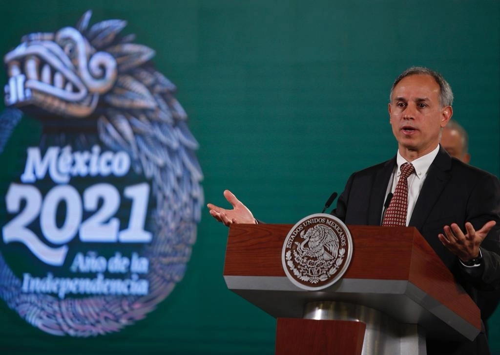 El subsecretario de Prevención y Promoción de la Salud, Hugo López-Gatell, durante la conferencia presidencial matutina en Palacio Nacional, en la Ciudad de México, el 19 de octubre de 2021. Foto Guillermo Sologuren 