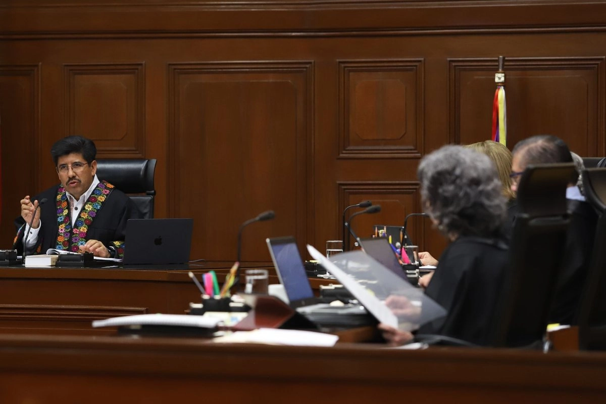 El ministro presidente de la SCJN, Hugo Aguilar Ortiz, durante una sesión del pleno. 