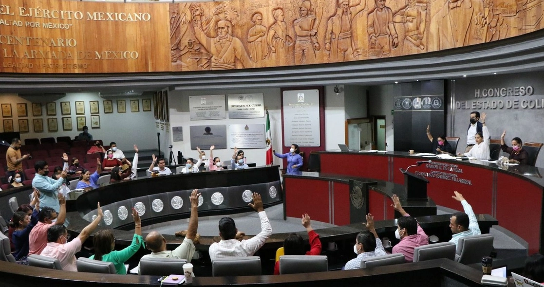 La Comisión de Responsabilidades del Congreso de Colima se opuso la solicitud de juicio contra Ignacio Peralta, el 27 de octubre de 2021. Foto tomada del Twitter de @congresocolima