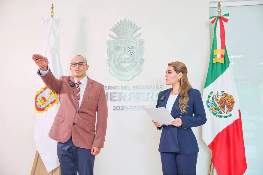 Barrón Sevilla cuenta con experiencia en “áreas operativas y administrativas de la Secretaría de la Defensa Nacional; se ha desempeñado como comandante del 56/o. Foto 'La Jornada'