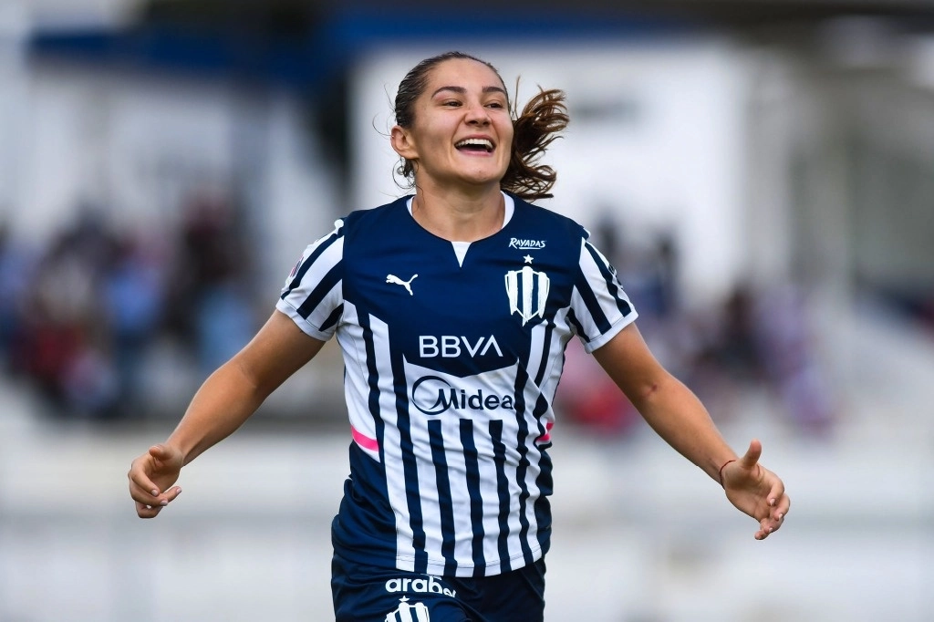 La futbolista Desireé Monsiváis en imagen de archivo tomada de su perfil de X.