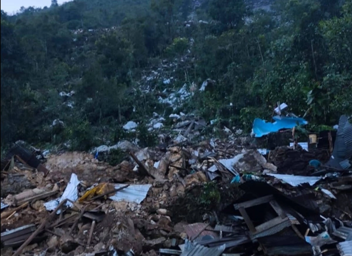 Protección Civil confirmó el deceso de una niña de siete años; sin embargo omitieron informar si falleció en el lugar del incidente o cuando recibía atención médica. Foto