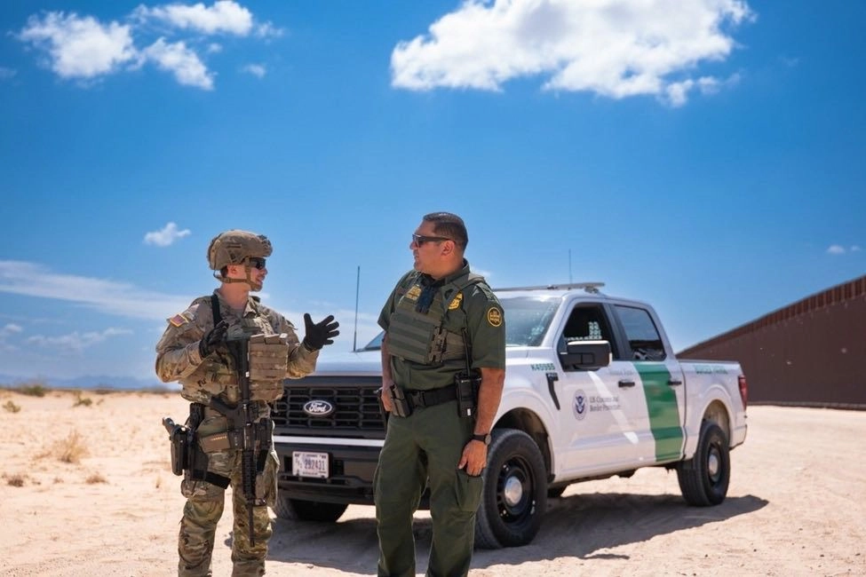 Las acciones ejecutadas debilitan la capacidad de los cárteles al impedir la vigilancia y el control de las rutas de tráfico ilícito hacia Estados Unidos.