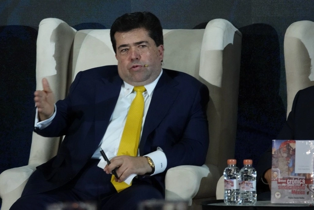 El diputado morenistas  aclara que las presidencias fueron avaladas por el voto y firma de cada uno de los legisladores. Foto Cuartoscuro / Archivo