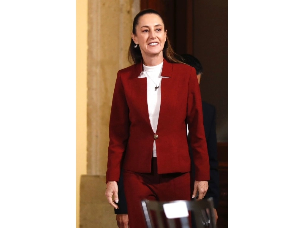 La presidenta Claudia Sheinbuam aseguró en la mañanera del pueblo que hay una reducción del déficit en casi dos puntos del PIB. Foto Germán Canseco