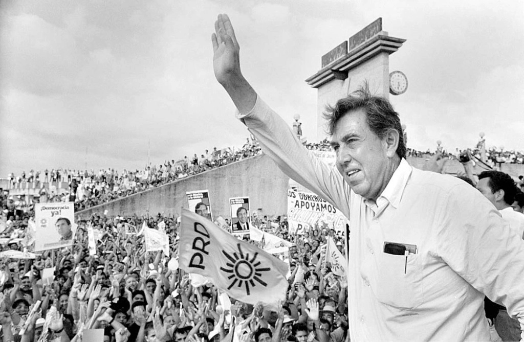 En el discurso principal por el 25 aniversario del PRD, Cuauhtémoc Cárdenas fue crítico: al país de nada le sirve una izquierda dócil y dizque a la moda. Le sirve una fiel a sus principios. Foto Pedro Valtierra