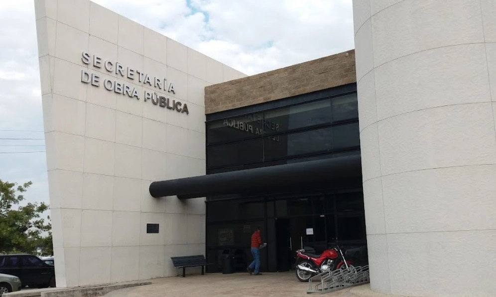 El subdirector de Ejecución de Obra y Mantenimiento del gobierno de León, José Luis Solís Anguiano, fue despedido por beber alcohol y organizar fiestas en las oficinas de la Dirección de Obra Pública. Imagen tomada de Google Maps 
