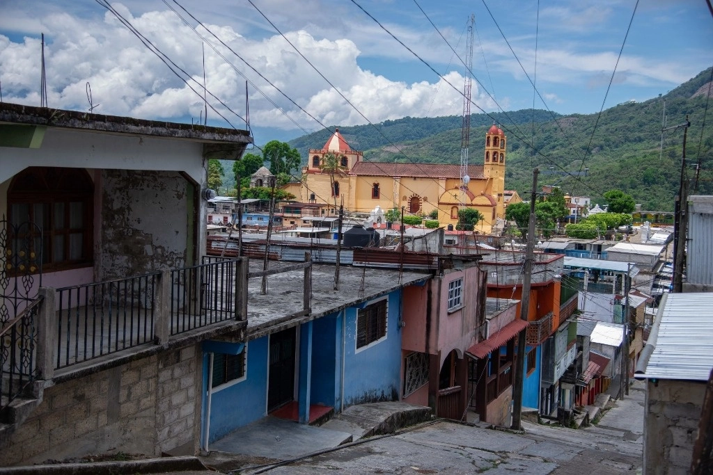 Explicaron que el punto de concentración será en el campo de fútbol rápido ubicado en el periférico de Yajalón. Foto Cuartoscuro / Archivo