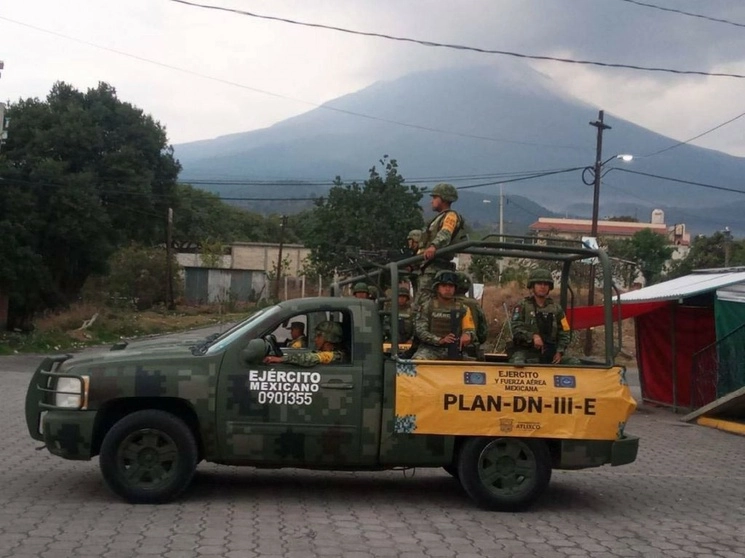 Guardia Nacional, Ejército y Fuerza Aérea Mexicanos en coordinación las autoridades de Protección Civil de los tres órdenes de gobierno, conforman la Fuerza de Tarea Conjunta Popocatépetl. Foto Cuartoscuro 