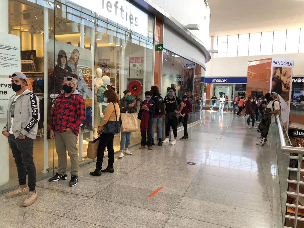 Centro Comercial Parque Delta durante su reapertura en la alcaldía Benito Juárez. Foto Pablo Ramos
