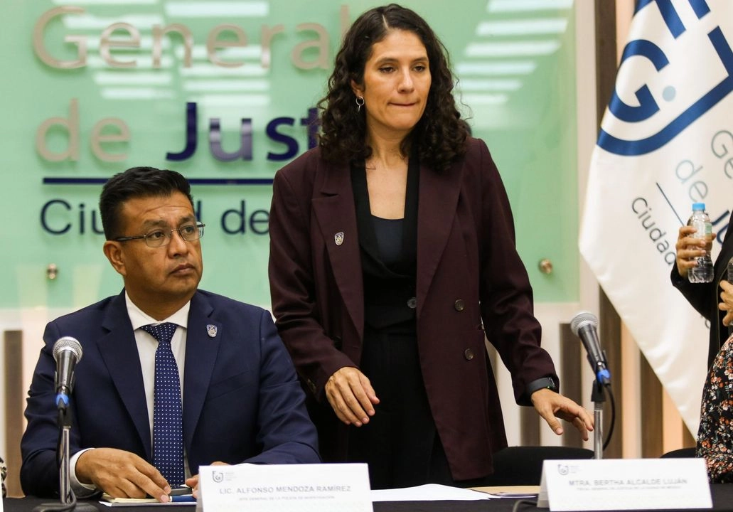La fiscal capitalina, Bertha Alcalde Luján; rindió un informe a medios sobre los alcances en materia de justicia en la cIudad. 