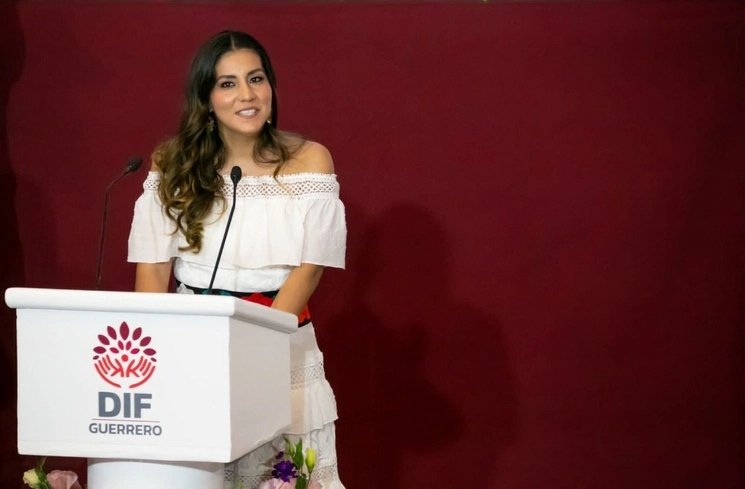 Entre las acciones que ha impulsado Liz Salgado Pineda al frente del DIF estatal, destacan la campaña de cirugía de cataratas. Foto cortesía