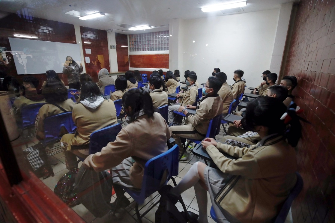 Con el programa se beneficiará a 240 mil alumnos de los tres niveles de educación básica. Foto Cristina Rodríguez / Archivo 