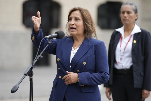 Dina Bolouarte Zegarra, asumió la presidencia de Perú en medio de un autogolpe de estado. Foto Ap