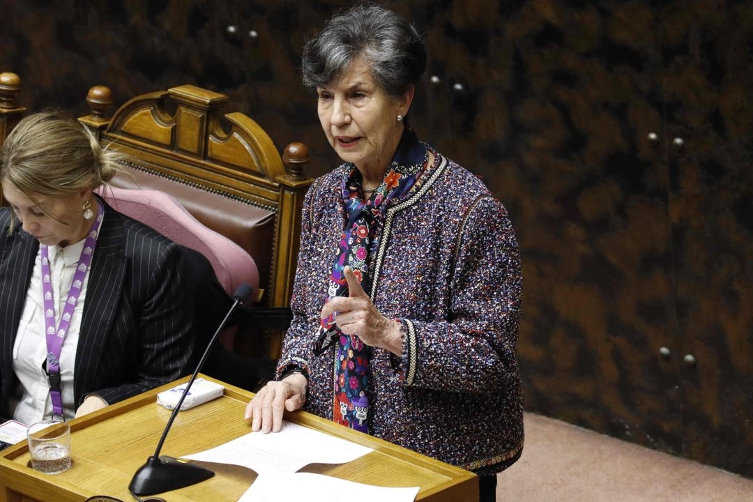 La heredera política del expresidente Allende justificó que “la cuestionada compraventa era para el cumplimiento de un fin público, impulsada por el Gobierno".