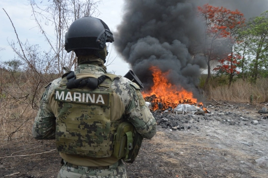 Destrucción de mariguana confiscada por la Marina. Foto Cuartoscuro / archivo 
