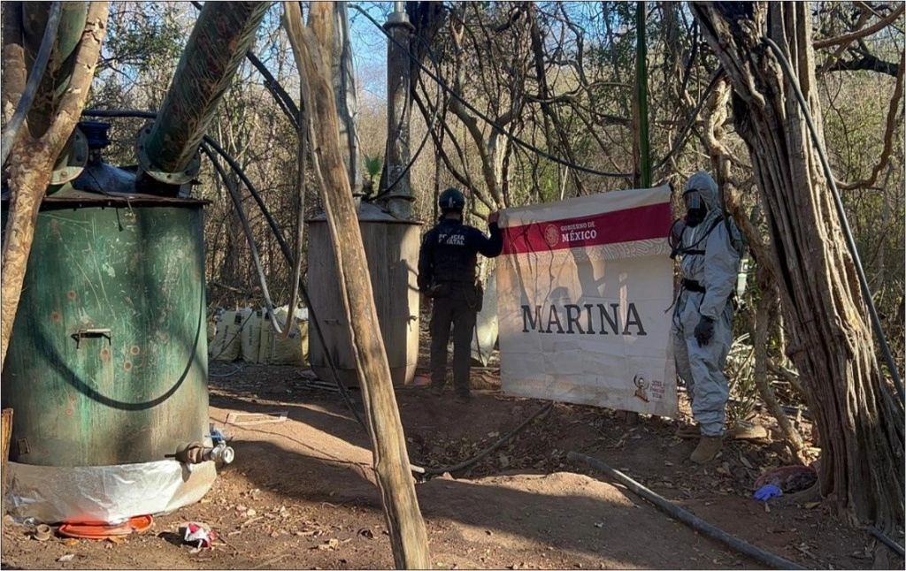 La Secretaría de Marina localizó y destruyó ocho laboratorios clandestinos para la fabricación de drogas sintéticas en Sinaloa. Foto cortesía Semar