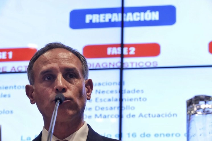 El subsecretario de Prevención y Promoción de la Salud, Hugo López-Gatell durante conferencia de prensa. Foto Marco Peláez