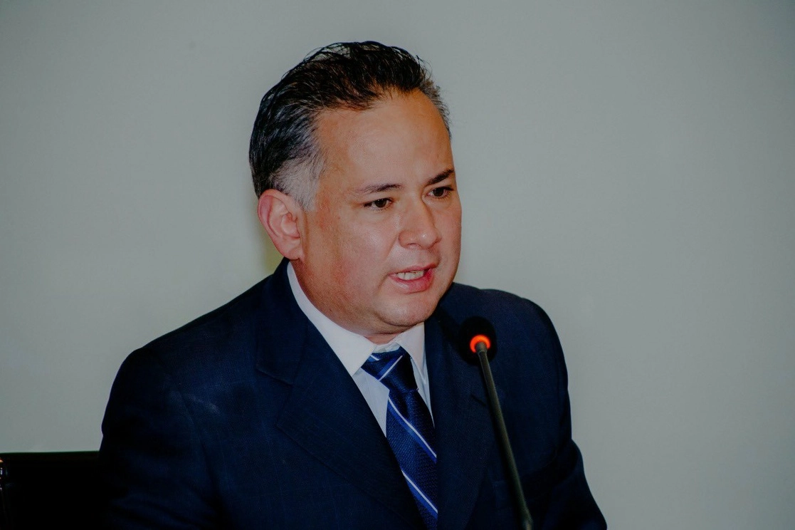 Santiago Nieto, titular de la Unidad de Inteligencia Financiera de la Secretaría de Hacienda y Crédito Público, durante conferencia de prensa, el 28 de junio de 2021. Foto tomada del Twitter de @Hacienda_Mexico
