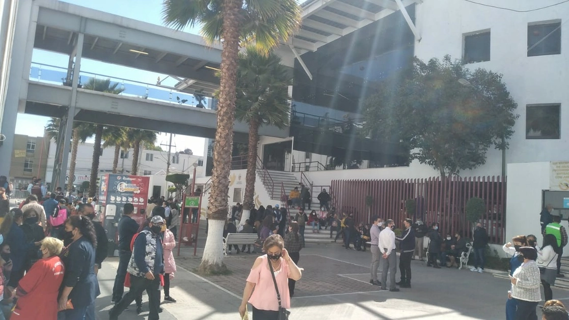 El gobierno de Ecatepec investigará los casos de trabajadores de cobraron salarios sin devengarlos. Foto La Jornada