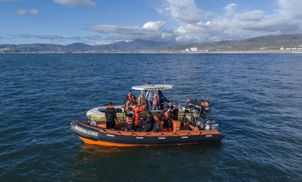 Continúa la búsqueda de cinco cadetes desaparecidos en el mar de Ensenada, BC, que estaban por concluir su entrenamiento para ingresar a la GN. Foto Omar Martínez / 'La Jornada Baja California' / Archivo