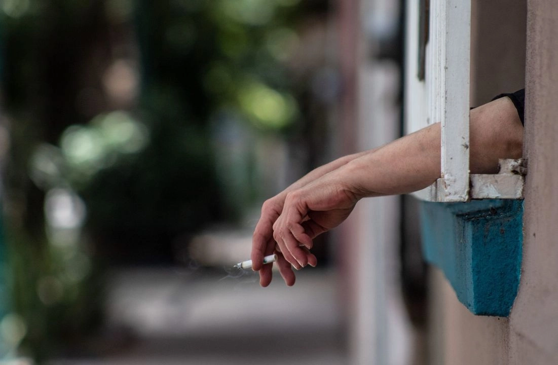 Los ejemplos más conocidos de los determinante comerciales son la promoción del tabaquismo e, indirectamente, el uso de otras drogas adictivas, incluyendo el alcohol. Foto 