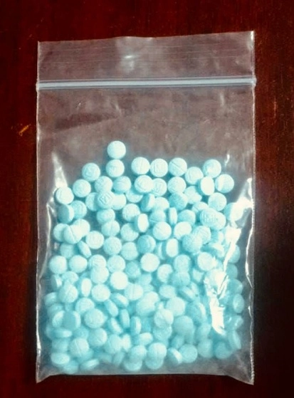 Un hombre de 40 años fue detenido  en Nogales, Sonora con 189 pastillas de fentanilo. Foto La Jornada