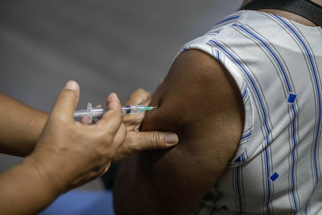 Venezuela ha recibido menos de un millón de dosis anti Covid-19 para proteger a la población. Foto Xinhua
