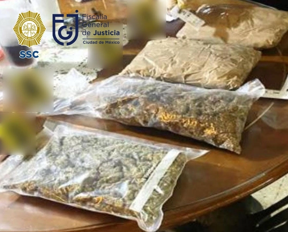 La mercancía fue puesta a disposición del agente del Ministerio Público de la Fiscalía de Investigación del Delito de Narcomenudeo. Foto cortesía FGJ