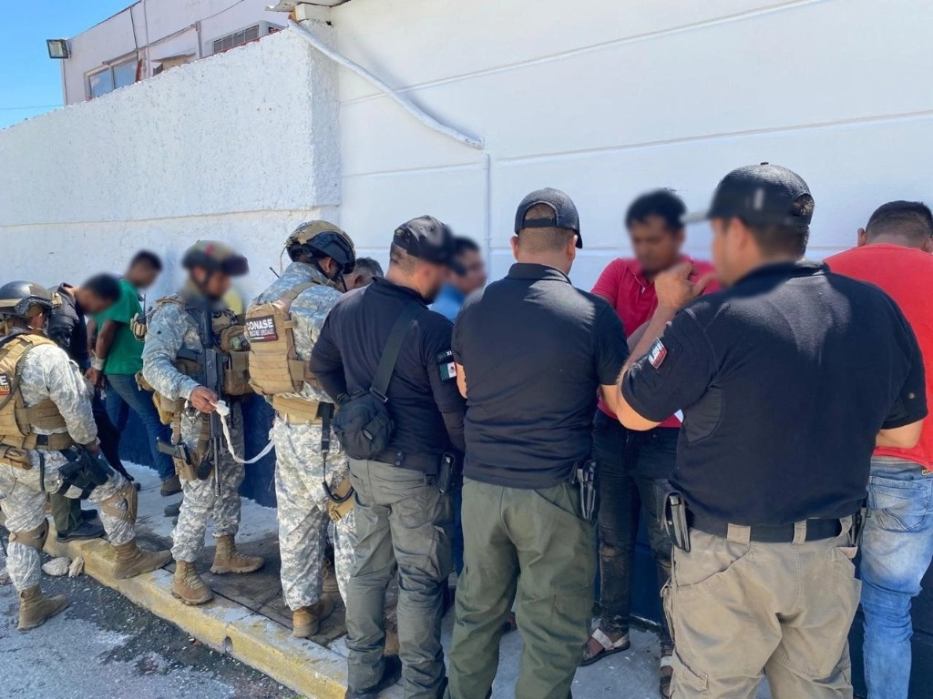 Aspectos de la detención. Foto La Jornada