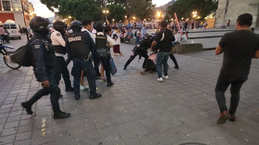 Los detenidos habrían ocasionado destrozos a algunas tiendas. Foto cortesía Jesús Cruz