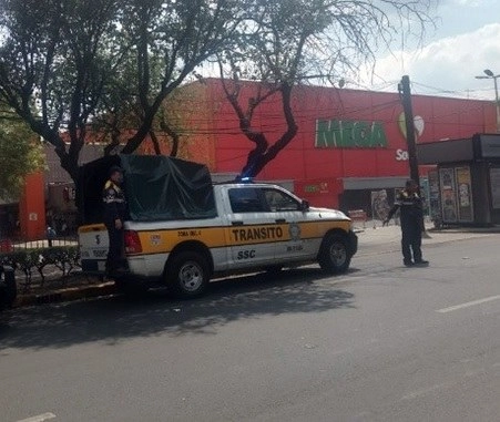 Las dos personas fueron detenidas en la colonia Pensil, en la alcaldía Miguel Hidalgo. Foto @SSC_CDMX