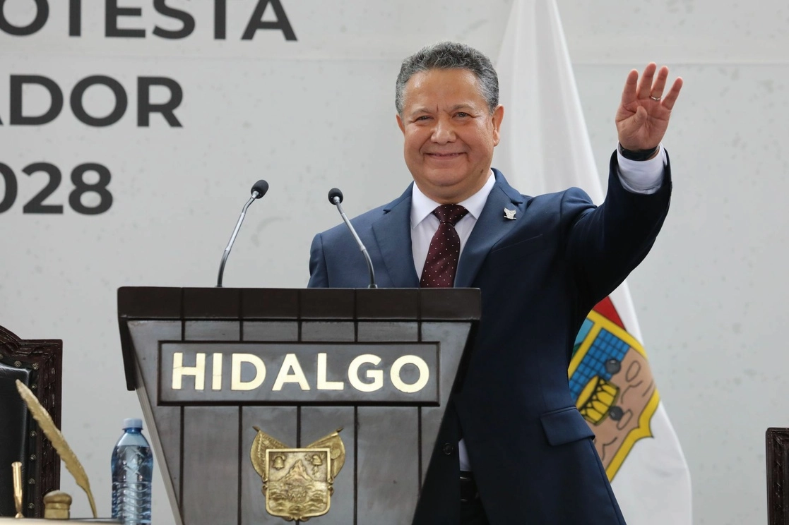 Julio Menchaca, gobernador de Hidalgo, confirmó las órdenes de aprehensión en contra de los ediles. Foto Cuartoscuro / Archivo