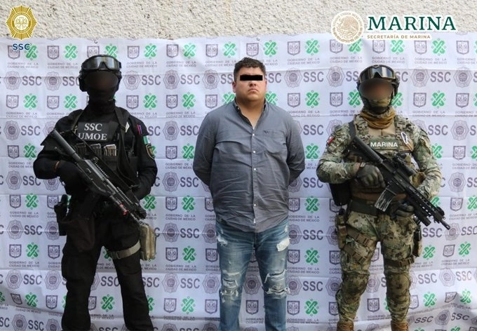 Fue detenido Jorge Jonathan "J", alias El Johnny, identificado como la persona de confianza de Lenin Cachola. Foto @OHarfuch