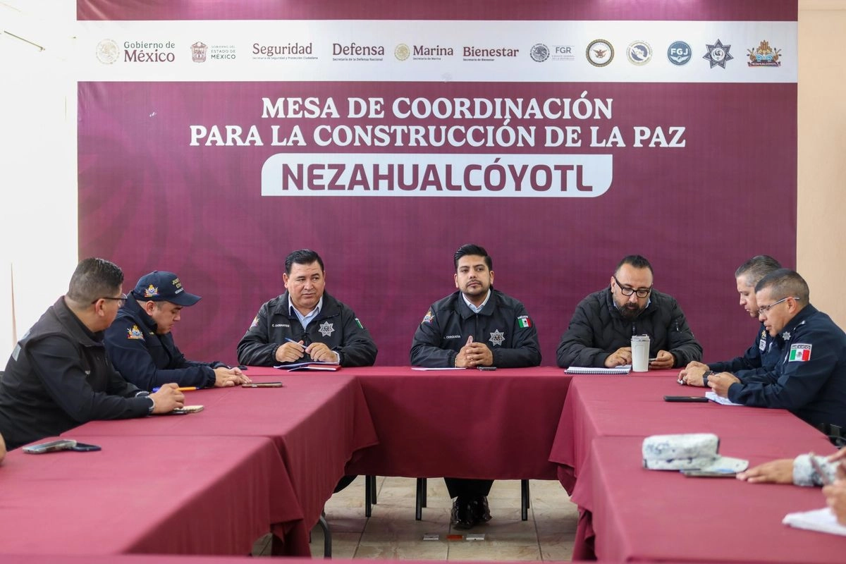 El alcalde de Nezahualcóyotl, Adolfo Cerqueda Rebollo, informó que en lo que va del año se han iniciado 13 procesos por delitos de cohecho, extorsión y abuso de autoridad. Foto